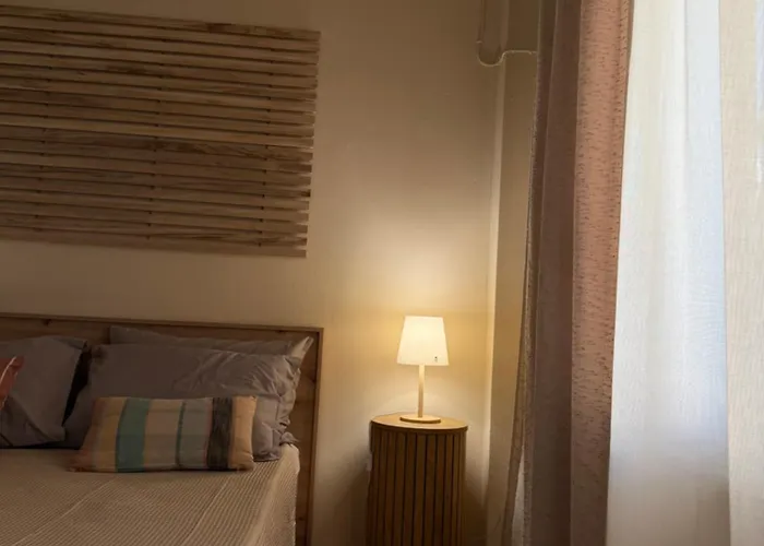 Kloenki Apartment Golem (Tirana)